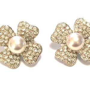 KENNETH JAY LANE, PAVE CRYSTAL CLOVER FLOWER CLIP